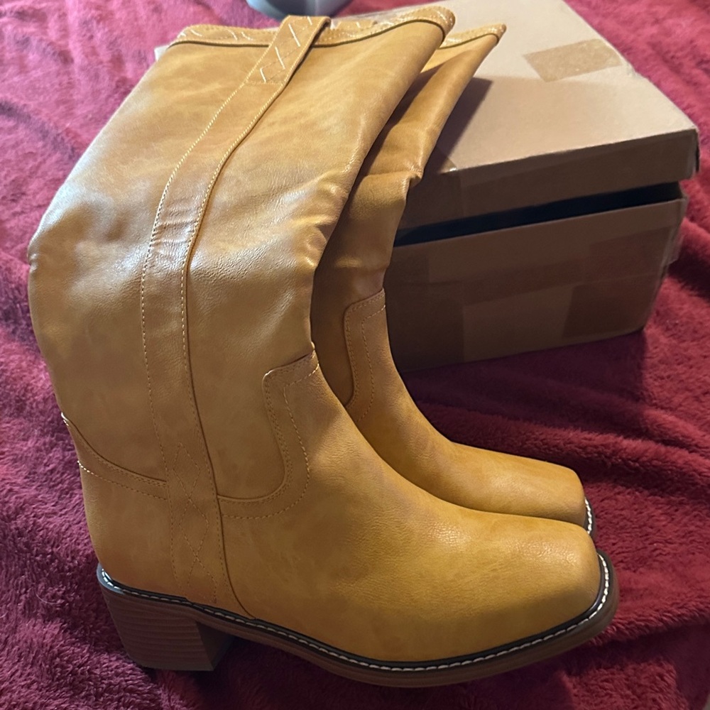 DOPE Women's Yellow Ankle Boots